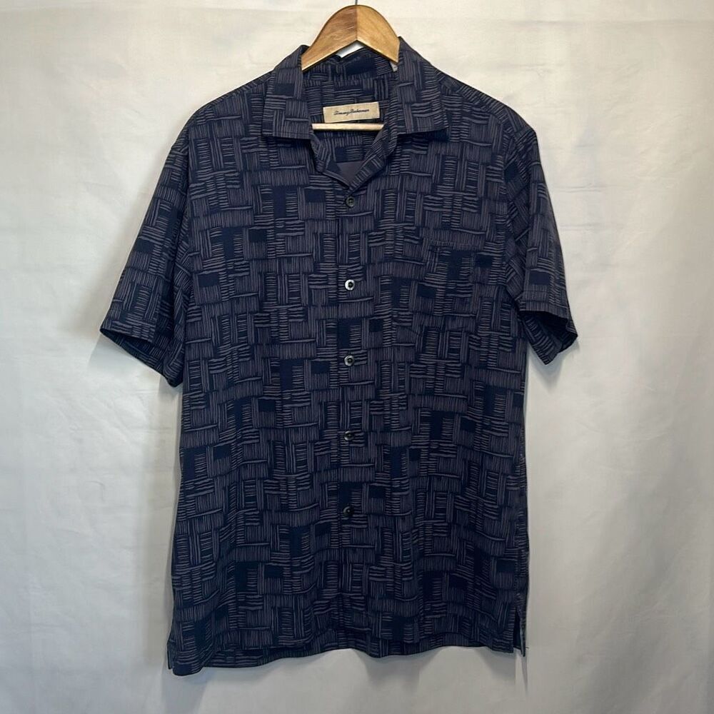 Tommy Bahama Original Fit Thatch Of The Day IslandZone Camp Shirt size M Medium